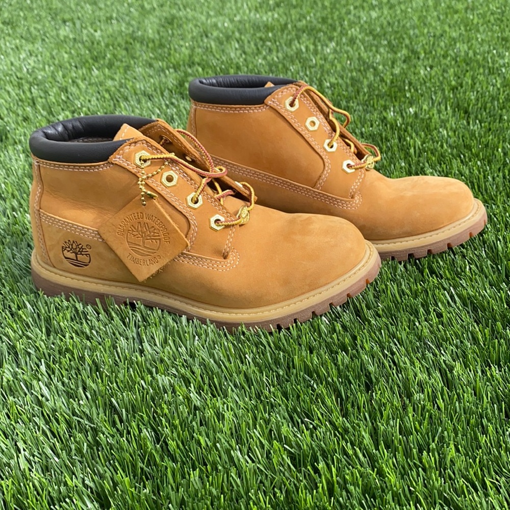 Women’s Waterproof Timberland boot